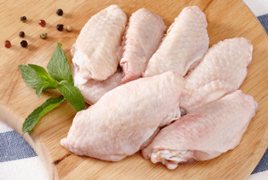 כנף עוף חצוי - ארוז מגש טרי