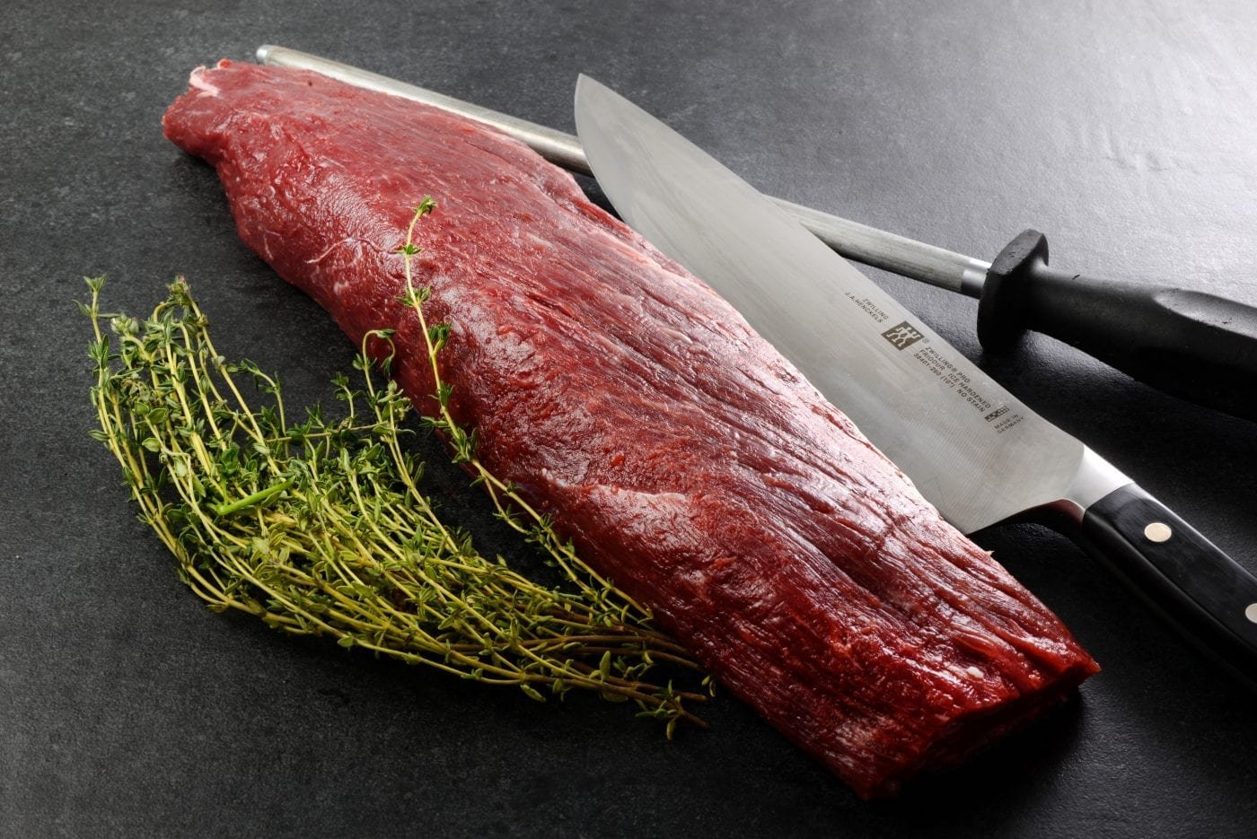 פילה עגל בלי הרצועה נתח שלם טרי